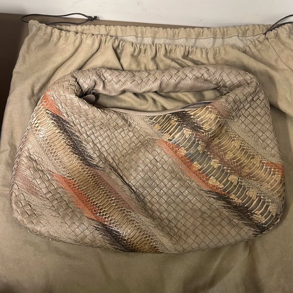 Authentic Rare.  Large Botega Veneta Embroidered Intrecciato shoulder Bag,…